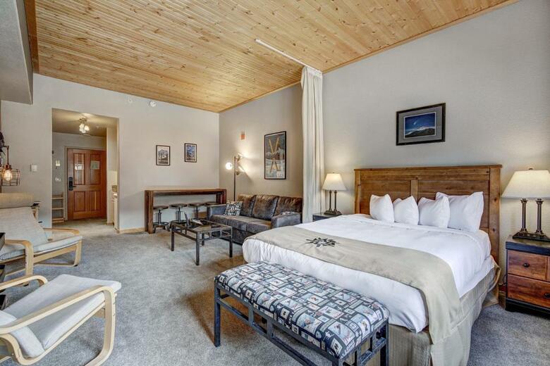 Hotel Gateway Mountain Lodge