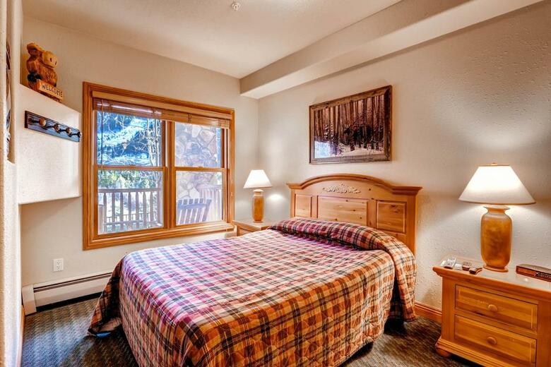 Hotel Gateway Mountain Lodge