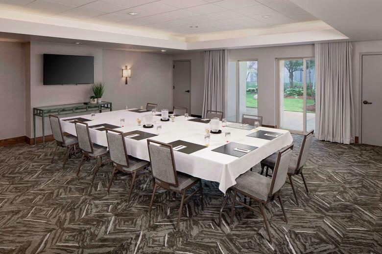 Hotel Embassy Suites Boston - Marlborough