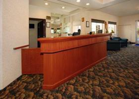 Hotel Comfort Inn & Suites