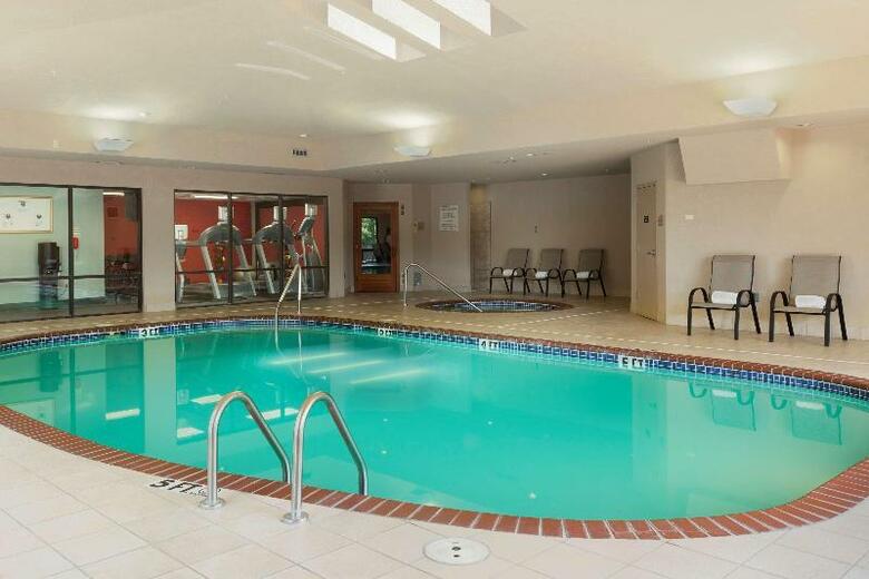 Hotel Doubletree Club Springdale