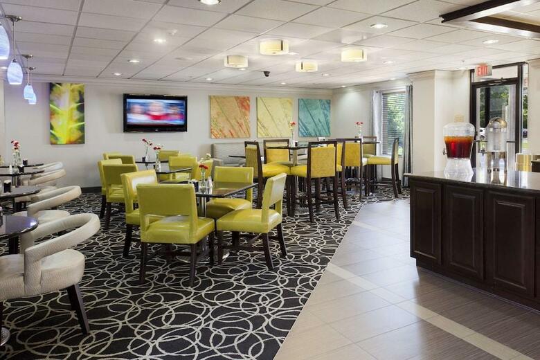 Hotel Doubletree Club Springdale