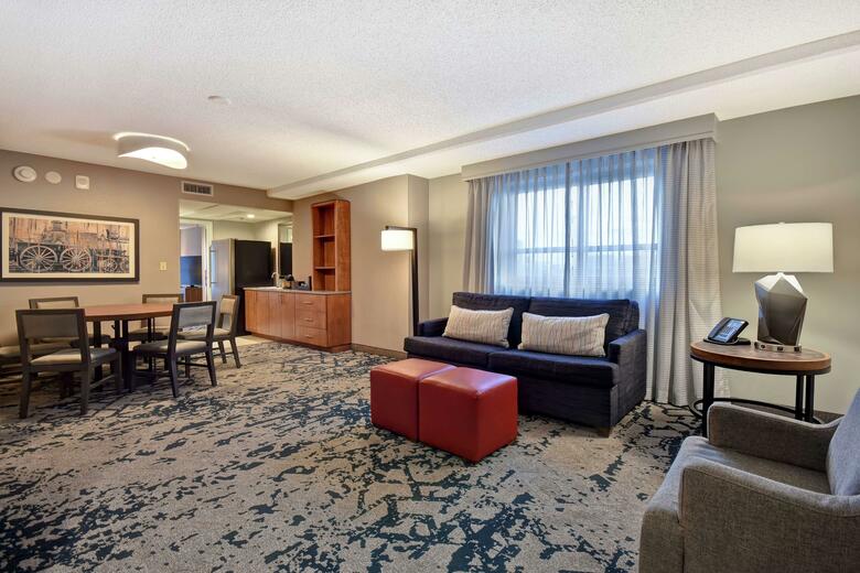 Hotel Embassy Suites Omaha - Downtown/old Market
