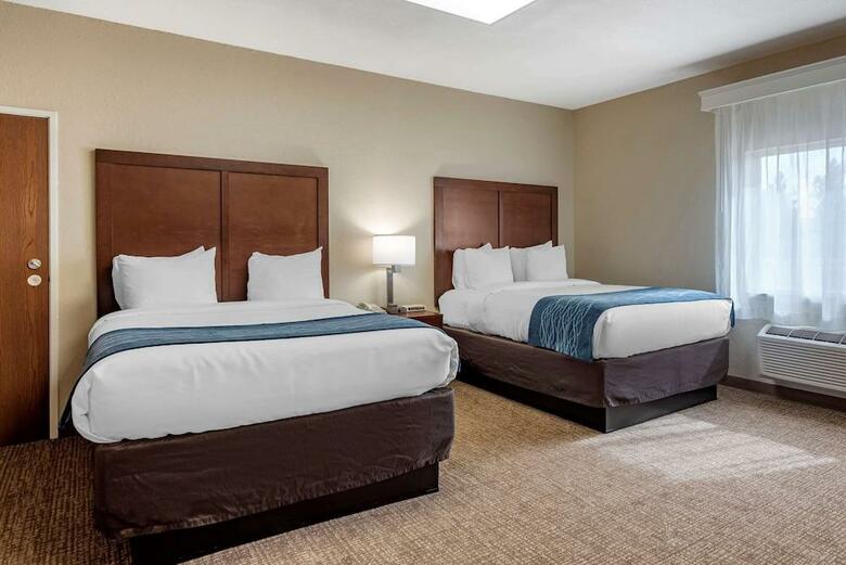 Hotel Quality Inn & Suites
