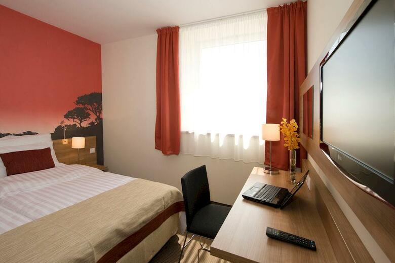 Expo Congress Hotel
