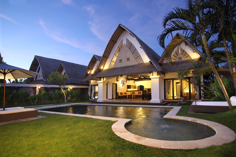 Hotel Seminyak Suite Villa