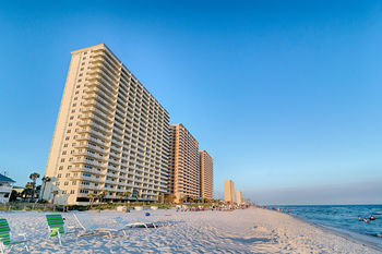 Hotel Resortquest Rentals At Celadon Beach Resort