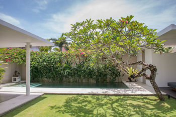 Hotel Uma Sapna