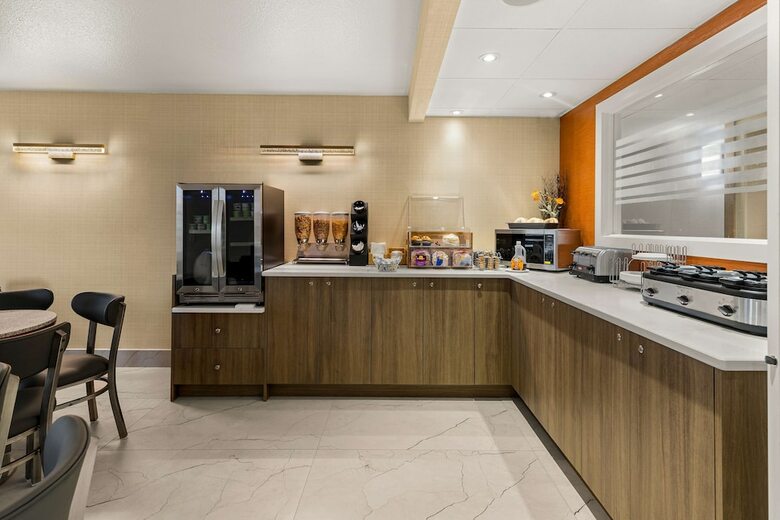 Hotel Travelodge Brooks