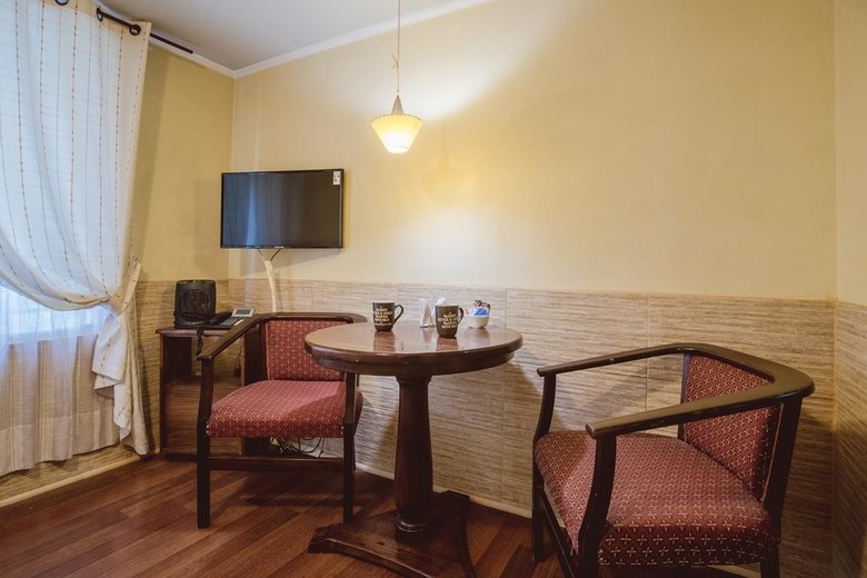 Bmb Suites Apartments