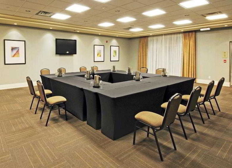 Holiday Inn Express Hotel & Suites Vaughan-southwest