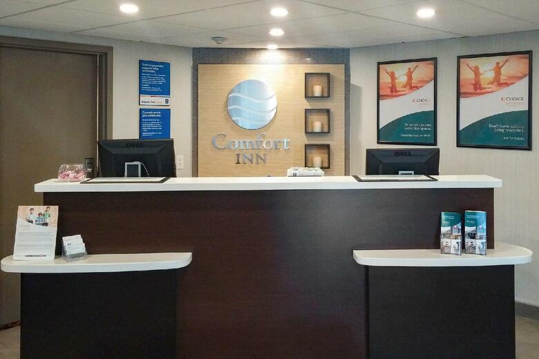 Hotel Comfort Inn Montr�al A�roport