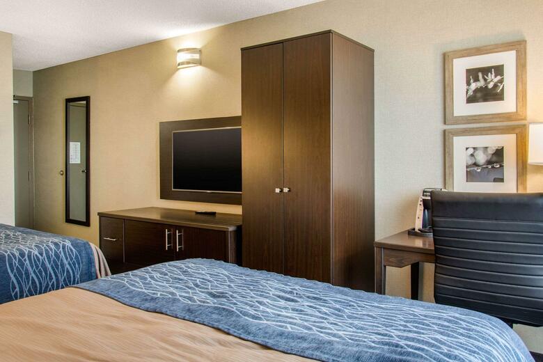 Hotel Comfort Inn Montr�al A�roport