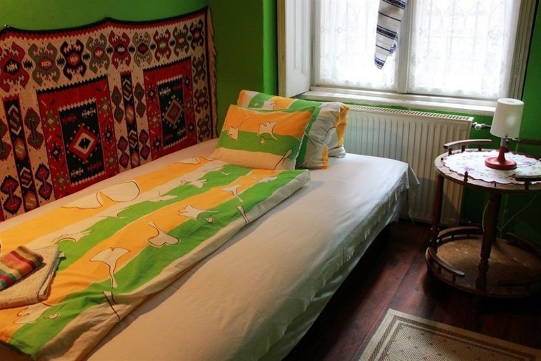 Albergue A' Margit Guesthouse