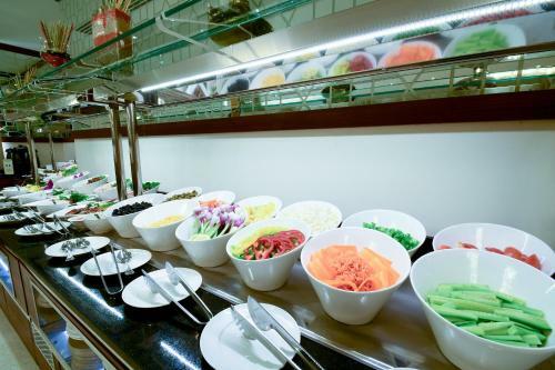 Al Ansar Golden Hotel
