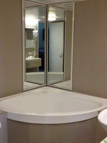 Hotel Silver Sands Resort Mandurah