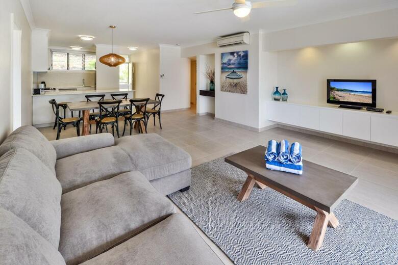 Fully Renovated Frangipani Beach Front Apartments