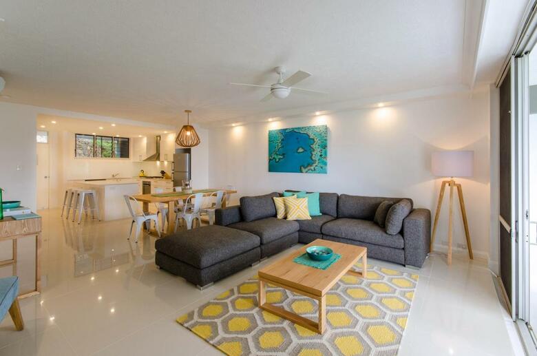 Fully Renovated Frangipani Beach Front Apartments