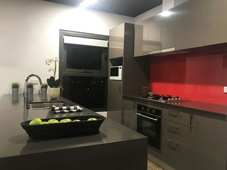 Aparthotel Rnr Serviced Apartments Darwin