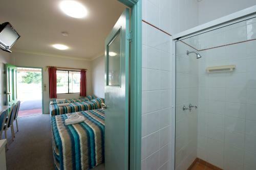 Lamington Hotel Motel - Detached Motel