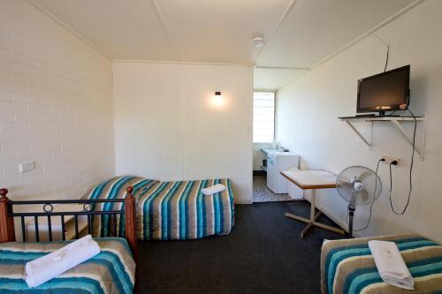 Lamington Hotel Motel - Detached Motel