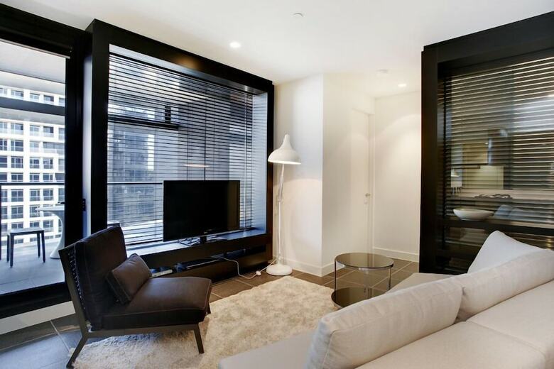 Corporate Keys - Lilli Apartments