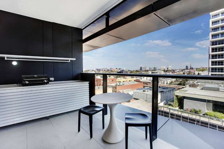 Corporate Keys - Lilli Apartments