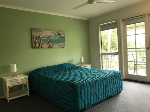 Hotel Coral Beach Noosa Resort