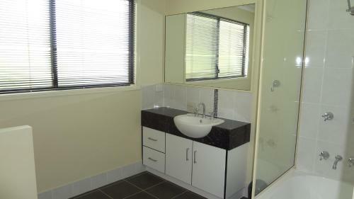 Dalby Apartments & Homestay