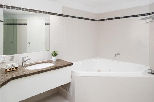 Esplanade Hotel Fremantle - By Rydges