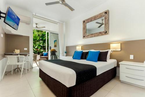 Aparthotel By The Sea Port Douglas