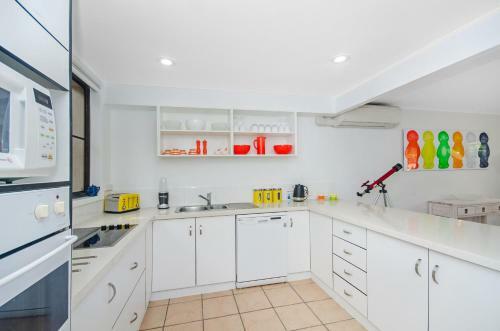 Aparthotel By The Sea Port Douglas