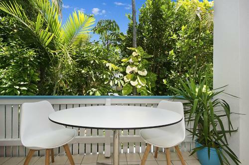 Aparthotel By The Sea Port Douglas