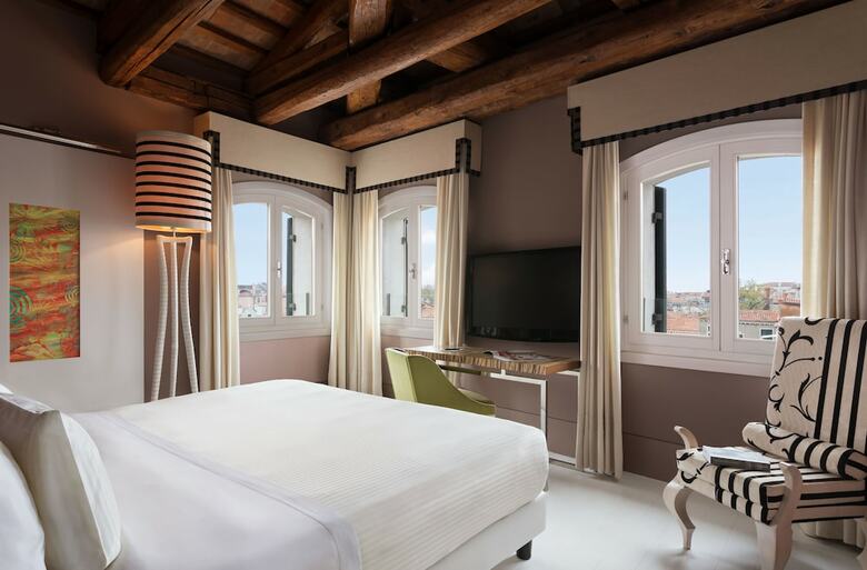 Hotel Sina Centurion Palace