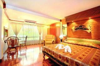 Hotel The Royal Ivory Nana 4