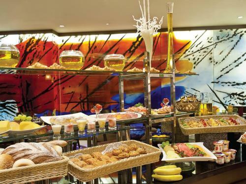 Gulf Hotel Bahrain Convention & Spa