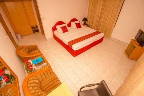 Laurel Hotels Ltd.