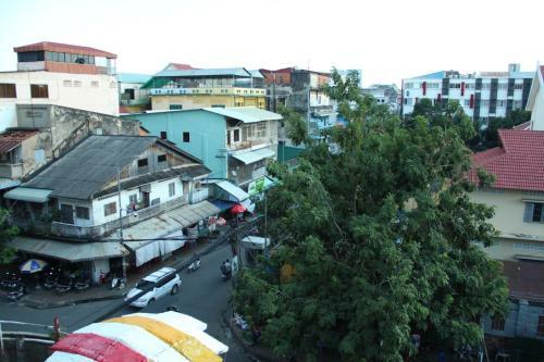 Hostal Pich Guesthouse