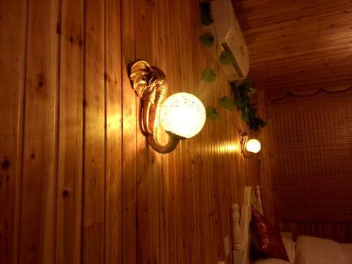 Wuzhen Spring Family Inn