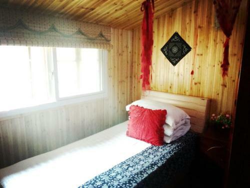 Wuzhen Spring Family Inn