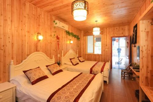 Wuzhen Spring Family Inn