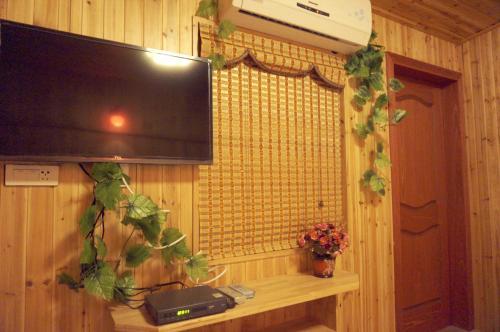 Wuzhen Spring Family Inn