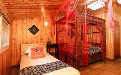 Wuzhen Spring Family Inn