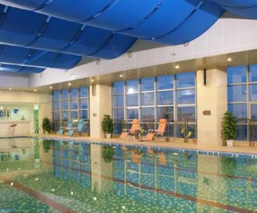 Hotel Ramada Plaza Hangzhou Riverside