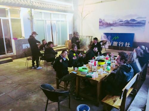 Dali Spring Field Hostel