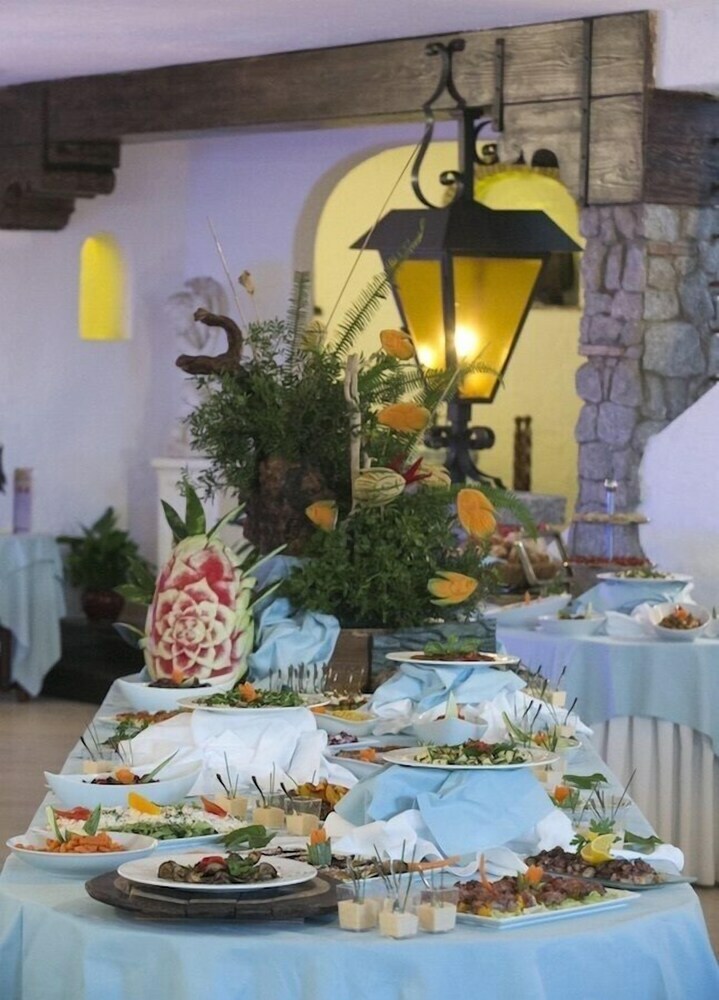 Hotel Cala Di Mola
