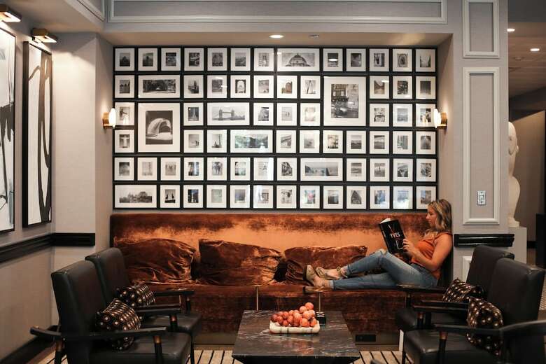 Hotel Indigo Chicago Gold Coast