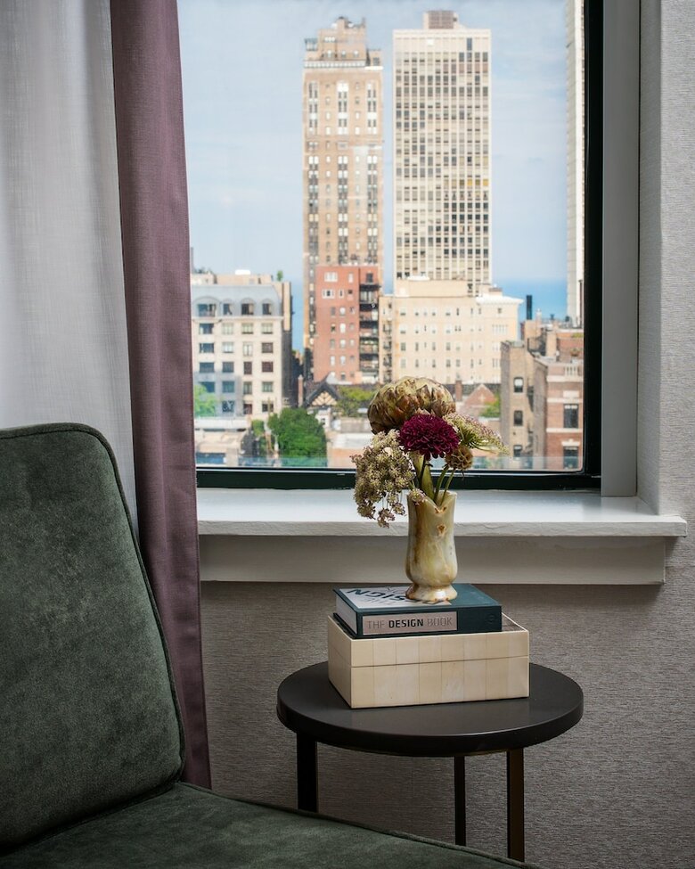 Hotel Indigo Chicago Gold Coast