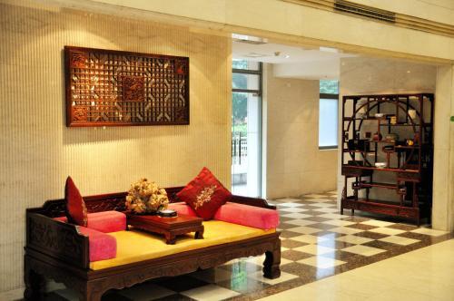 Yes Hotel (xin He Yuan Branch)