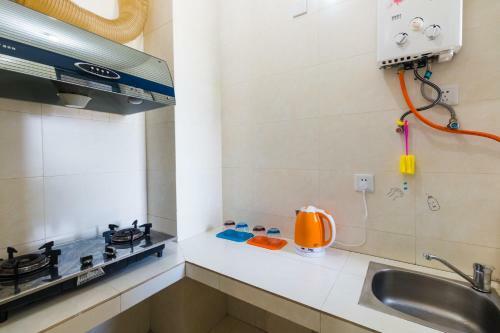 Zhuhai Jinyuan Apartment